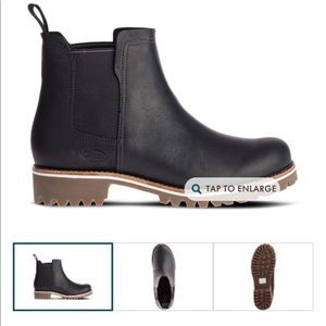 Chaco Chelsea Fields Waterproof Boots, Size 7